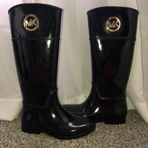 MICHAEL KORS RAIN BOOTS